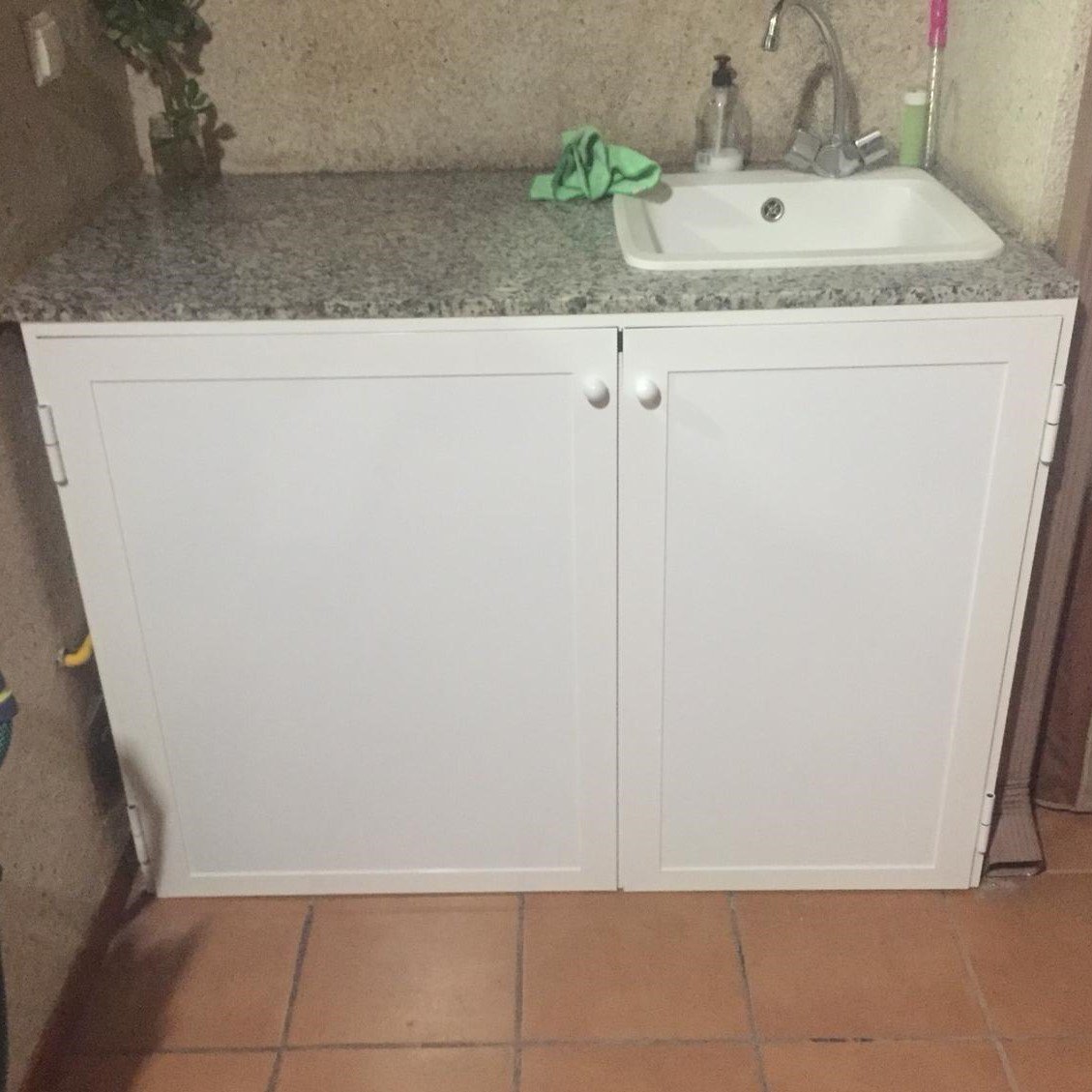 Armario exterior de aluminio para lavadora